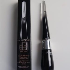 Lancôme Flexible Eyeliner (metallic violet)
